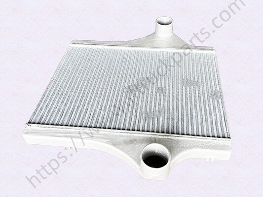 Le camion SHAC M3000 est équipé d'un intercoolant DZ96259531033